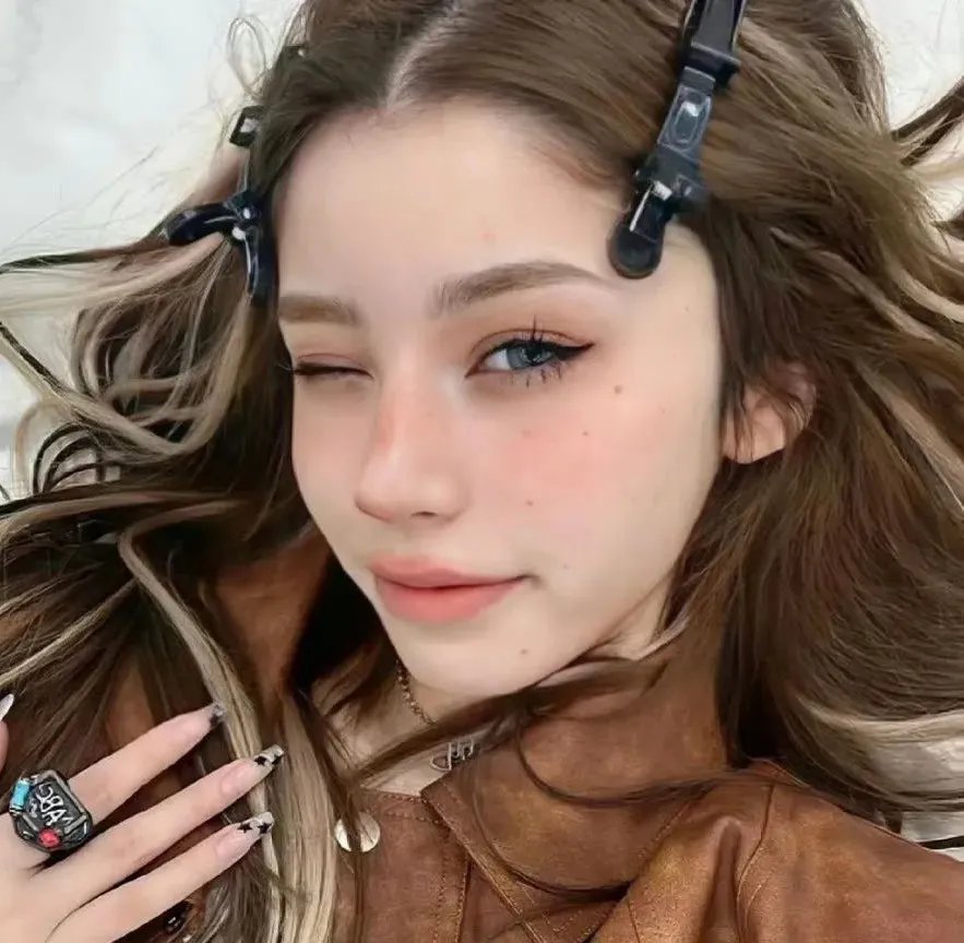 爱慕